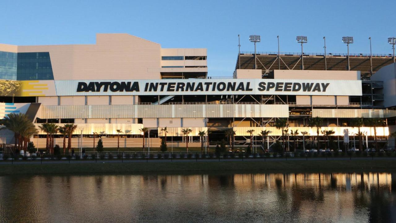 Ferienwohnung One Key Lux Apt - Lpga Speedway Airport Beach Daytona Beach Exterior foto